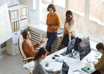 How Professional IT Support Helps Small Businesses Improve Productivity and Reduce Downtime